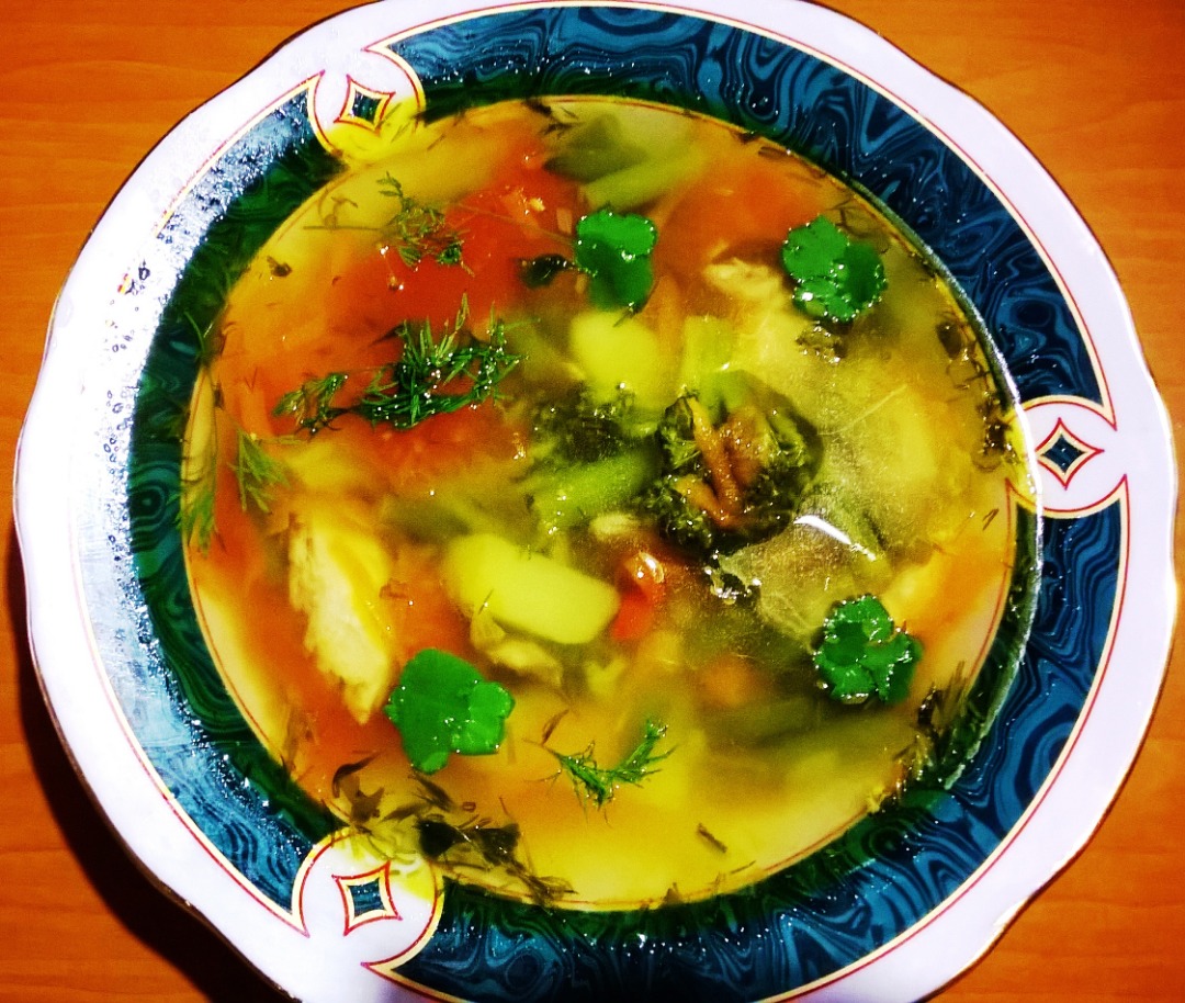 Фасолевый суп с тушёнкой