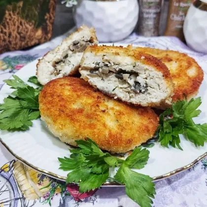 Куриные зразы с грибами