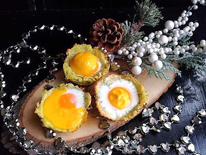 Картофельные корзиночки с яйцом