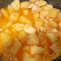 Картофель тушёный с курицей