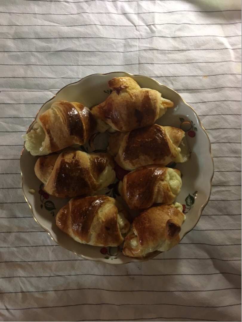 Рогалики с творогом и курагой