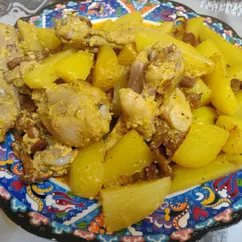 Картофель, запечённый с курицей и лисичками 🥘🍖