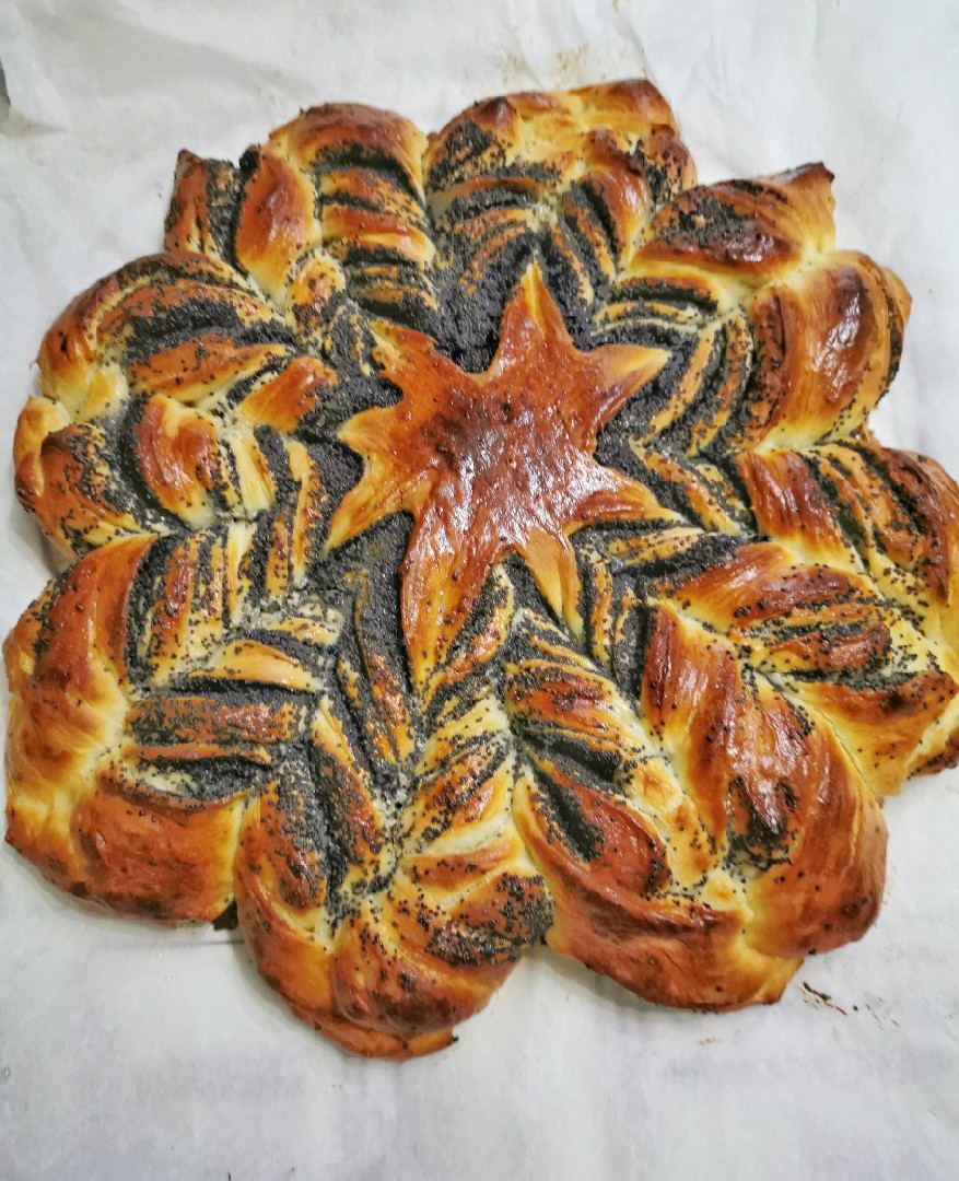 Снежинка с маком