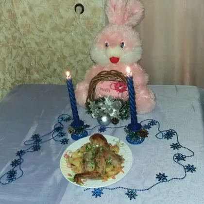 Кролик запечённый в сметане с чесноком