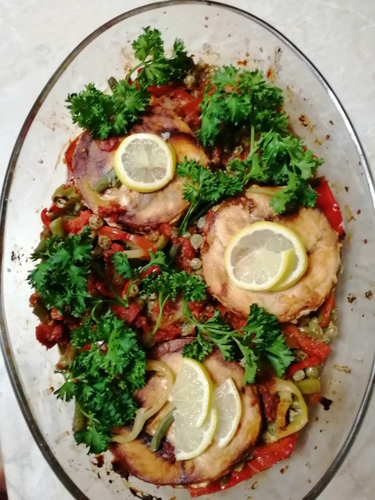 Рыбные медальоны с овощами