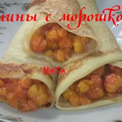 Блины с морошкой