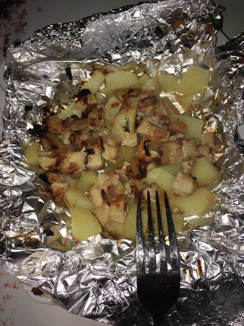 Курица с картошкой в духовке в фольге. Пошаговый рецепт с фото