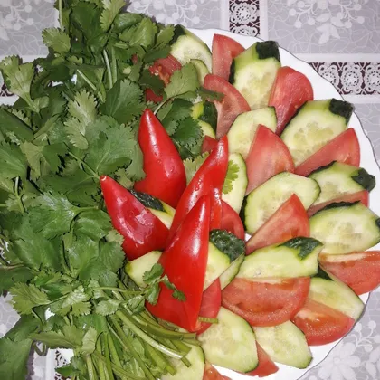 Овощная нарезка 🥒🍅☘🌶