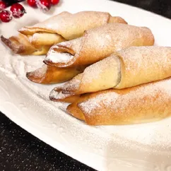 Сдобное печенье с шоколадно- ореховой начинкой 🥐