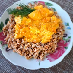Подлива из курицы со сметаной