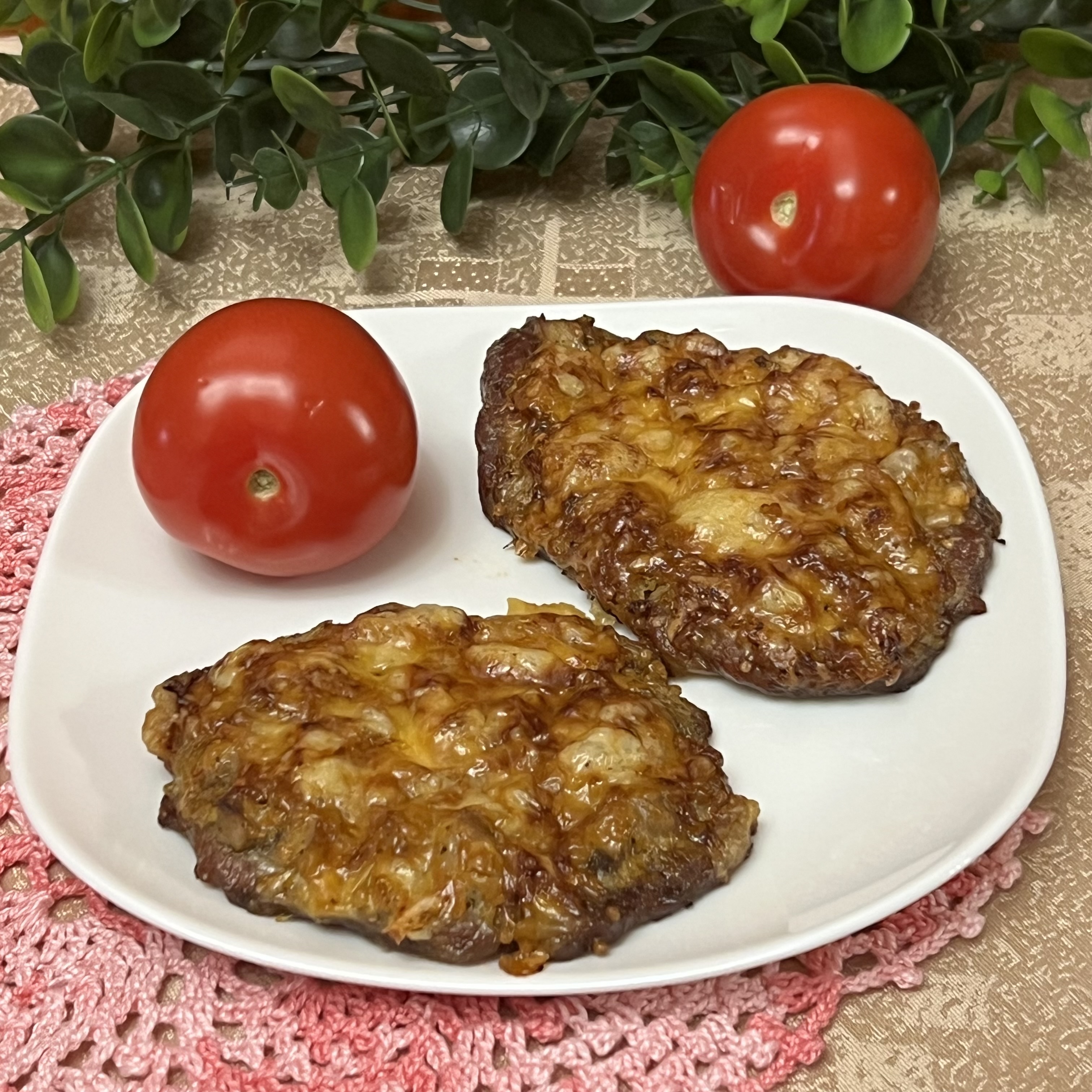 Отбивные из свинины с грибами