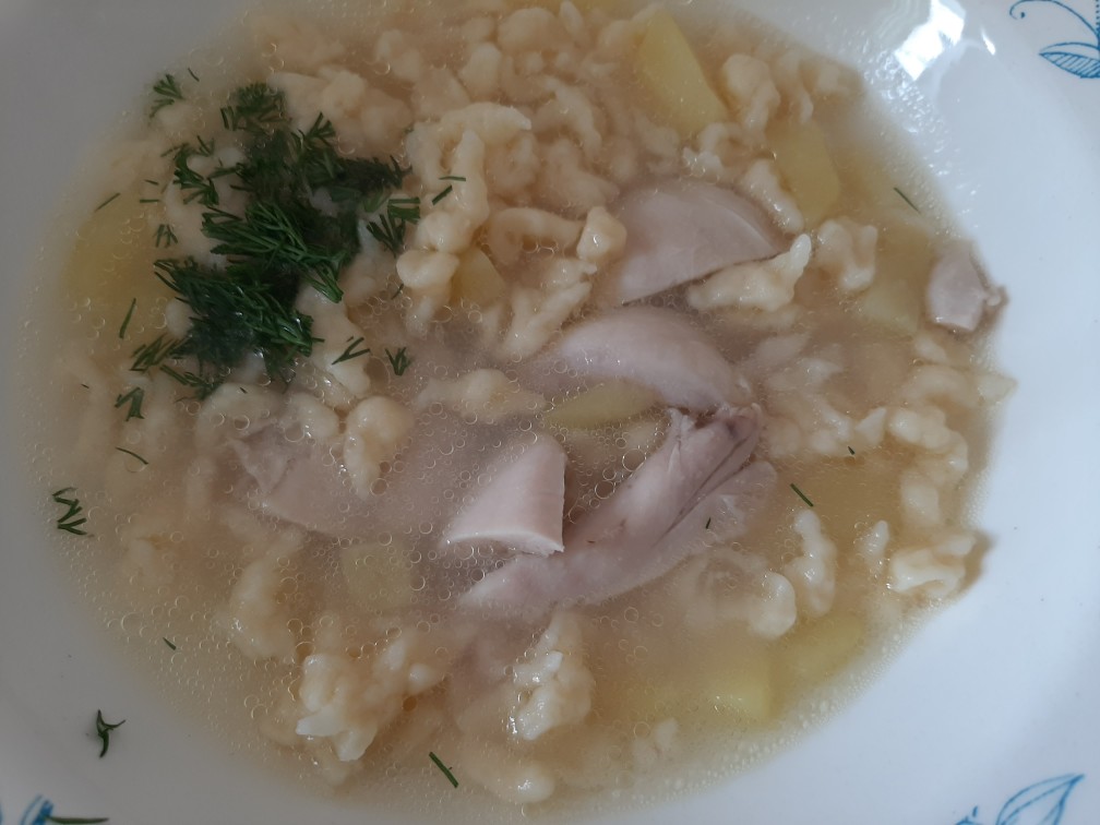 Куриный суп с клёцками