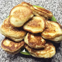 Оладьи пышные дрожжевые.🥞