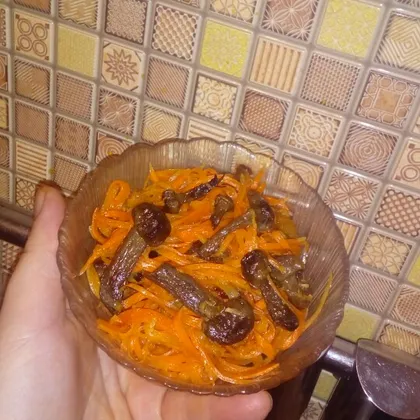 Морковь по-корейски с грибами
