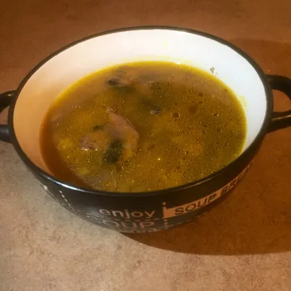 Суп с шампиньонами на курином бульоне