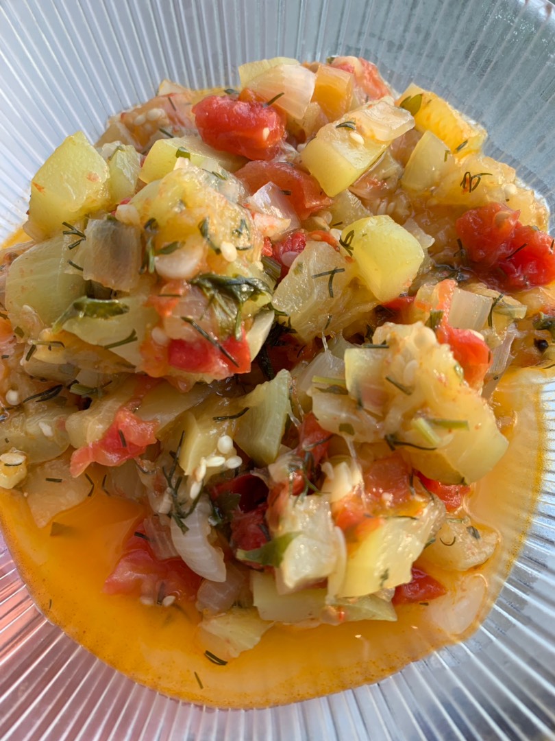 Овощное рагу с кабачками и баклажанами: рецепт - Лайфхакер