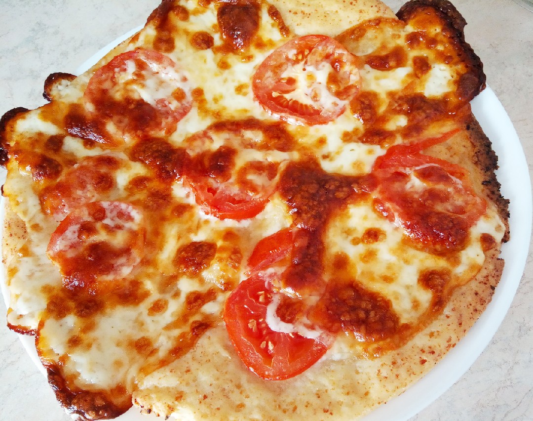 Пицца ленивая пепперони на слоеном тесте