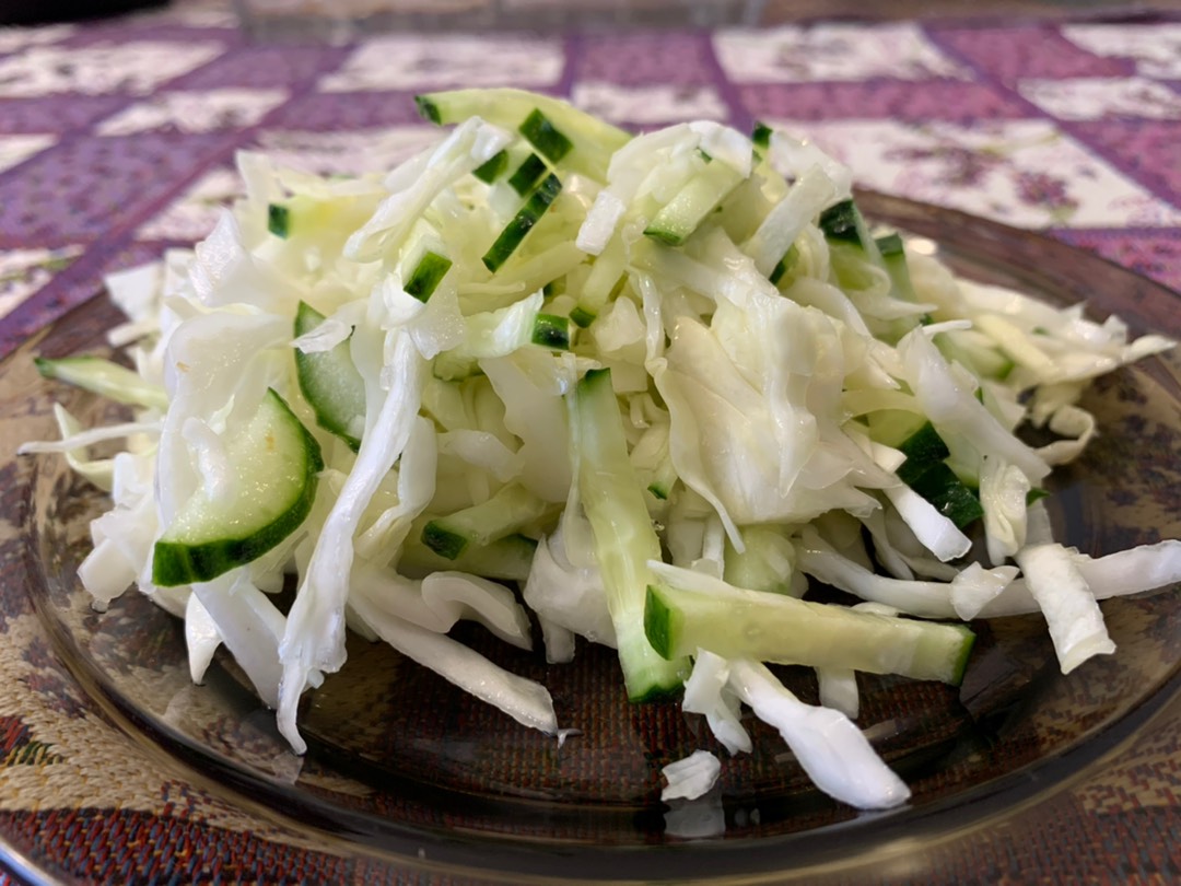 Салат капустный с колбасой – кулинарный рецепт