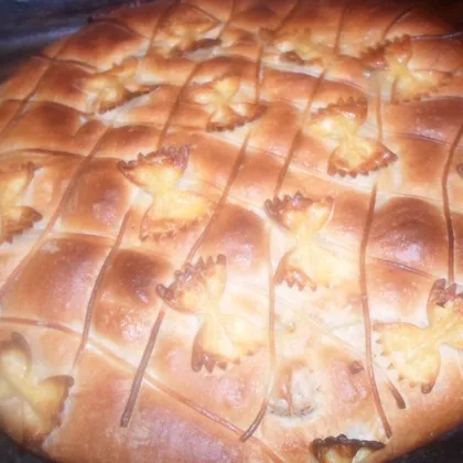 Пирог с янтарным яблочным вареньем