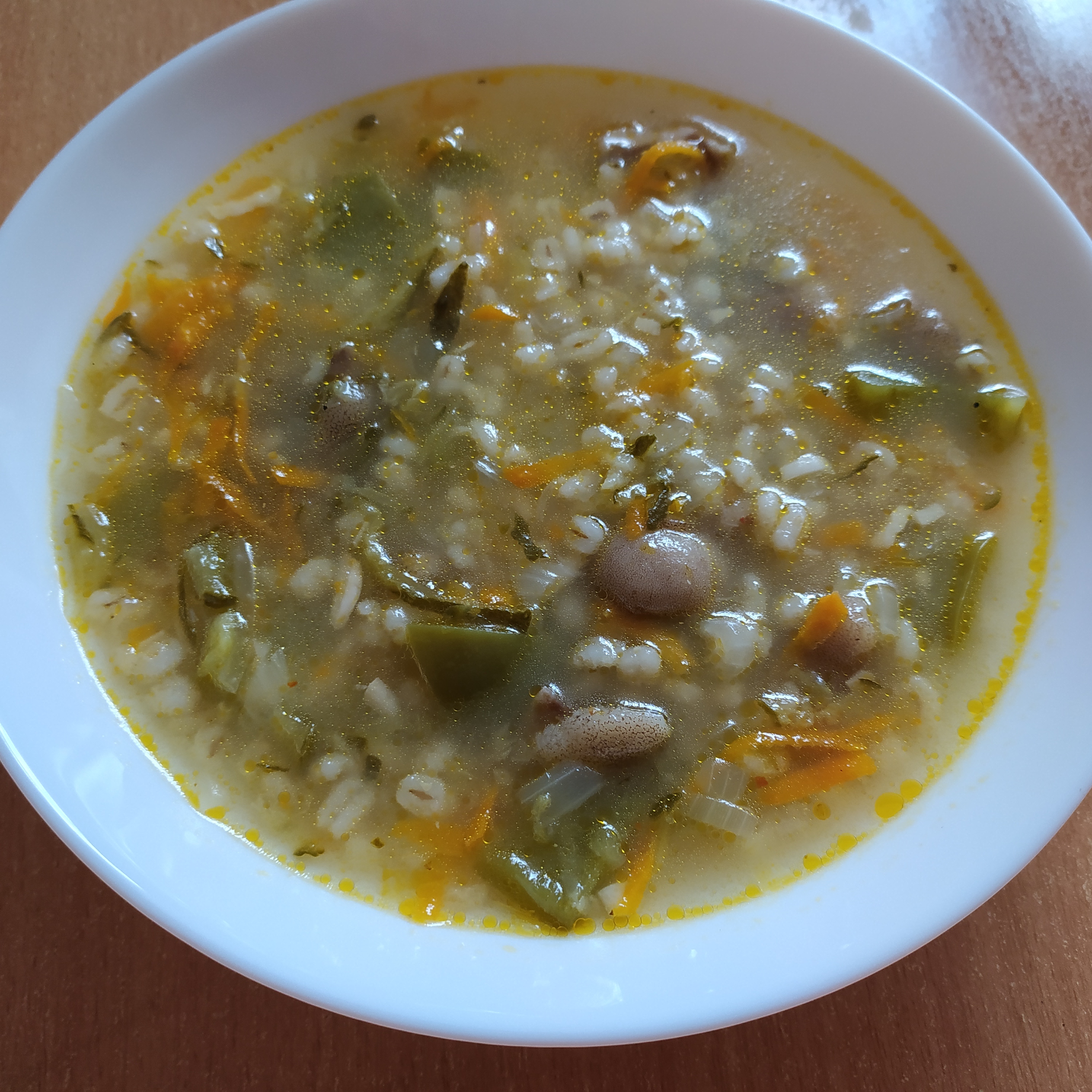 Рассольник с грибами и болгарским перцем без картофеля