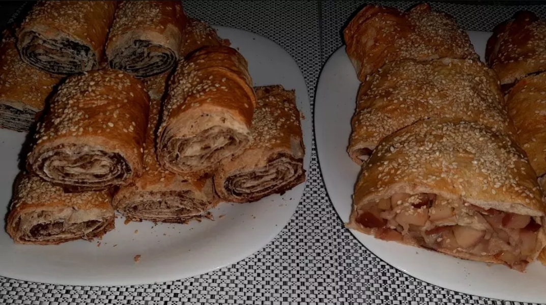 Ленивый рулет из яблок