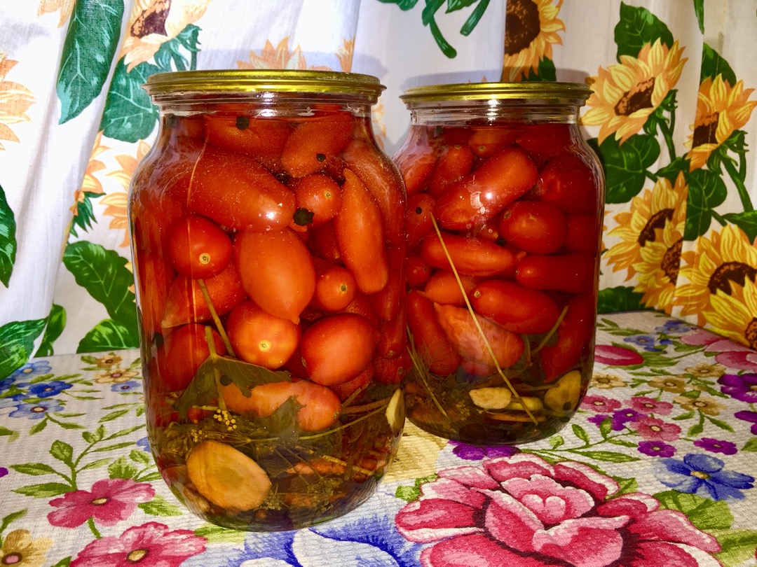 Маринованные черри с мятой