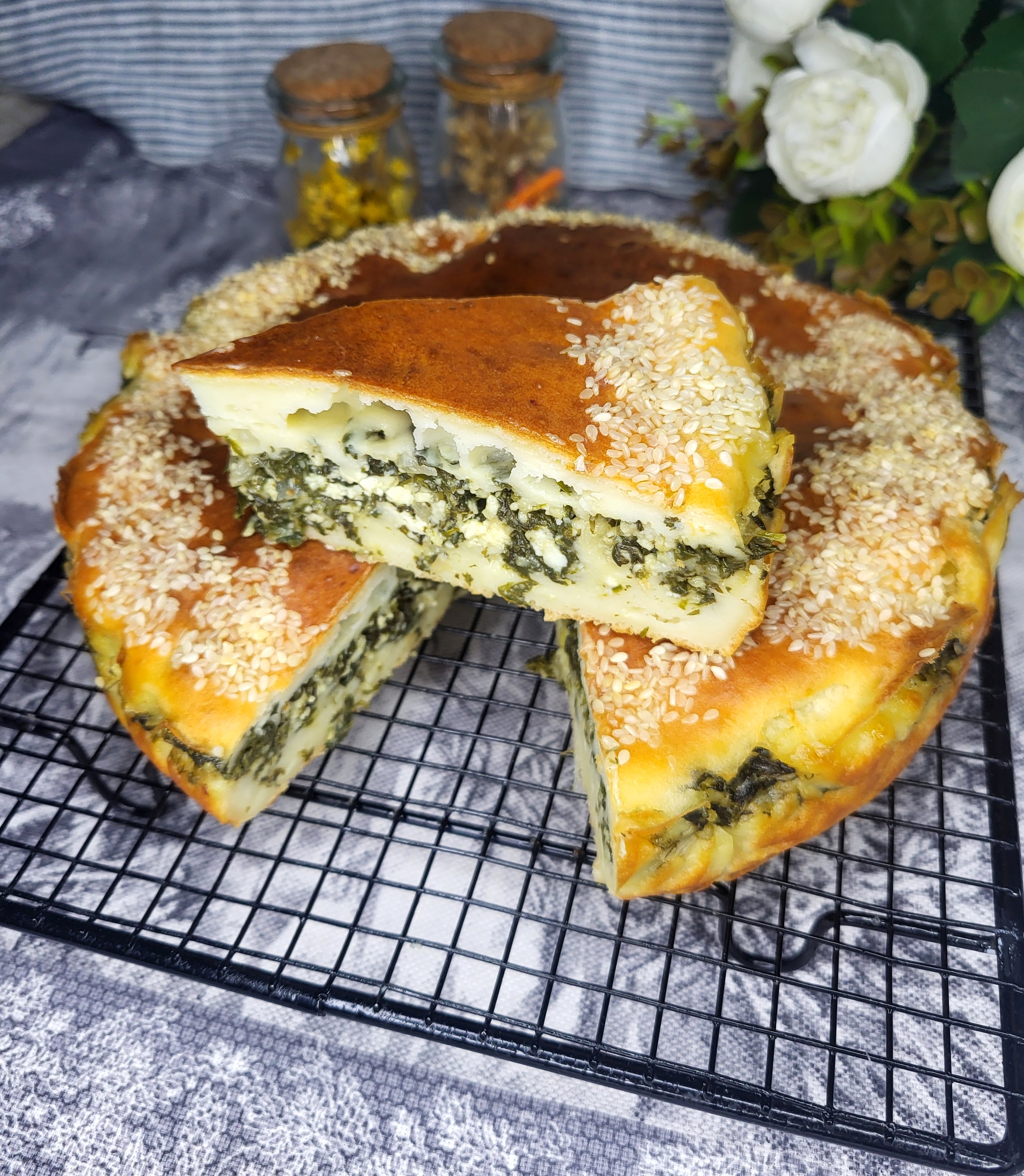 Заливной пирог со шпинатом и творогом 