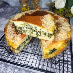 Заливной пирог со шпинатом и творогом 