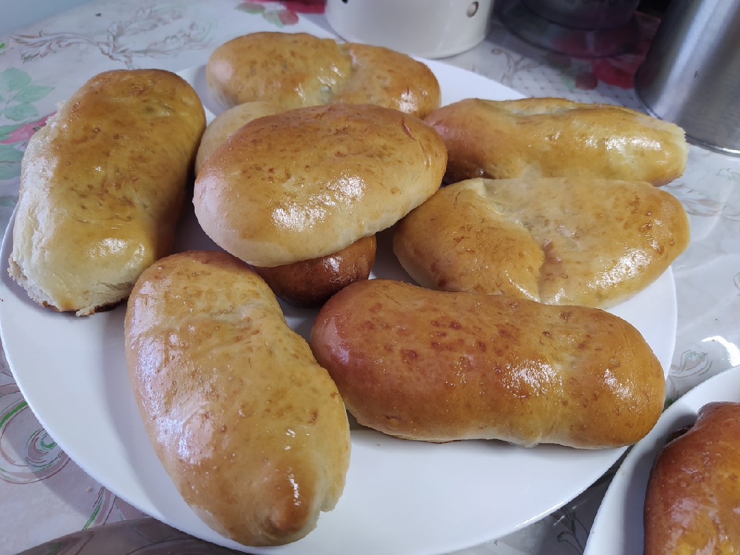 Пирожки с картофелем и грибами – пошаговый рецепт, фотографии, калорийность, способ приготовления