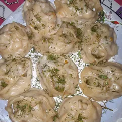 Манты с мясо и тыквой