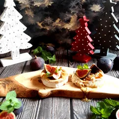 Камамбер с инжиром и медом 🎄🥂🍾🍽🎄🧀🍯🎄