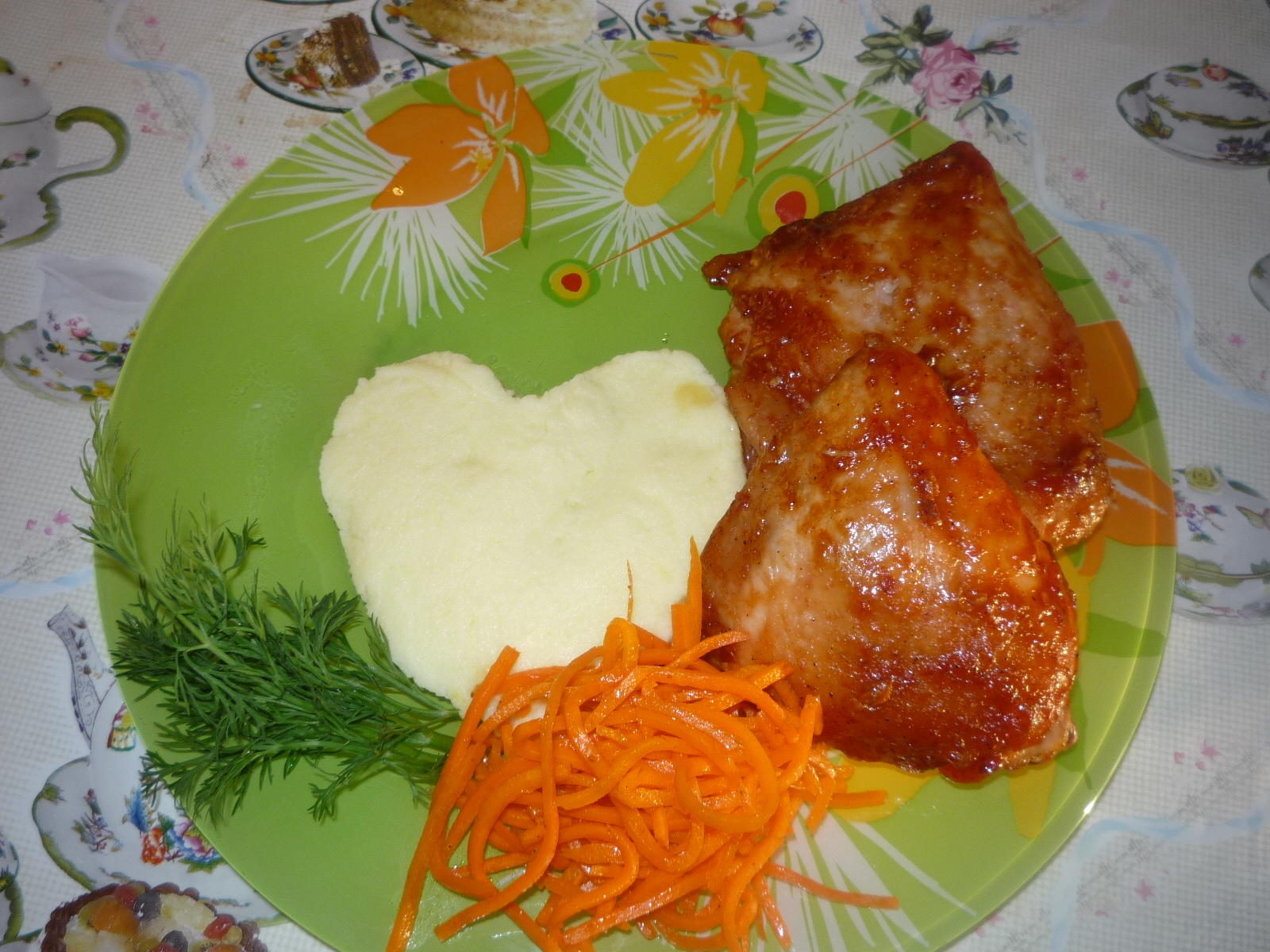 Маринованное мясо в духовке  