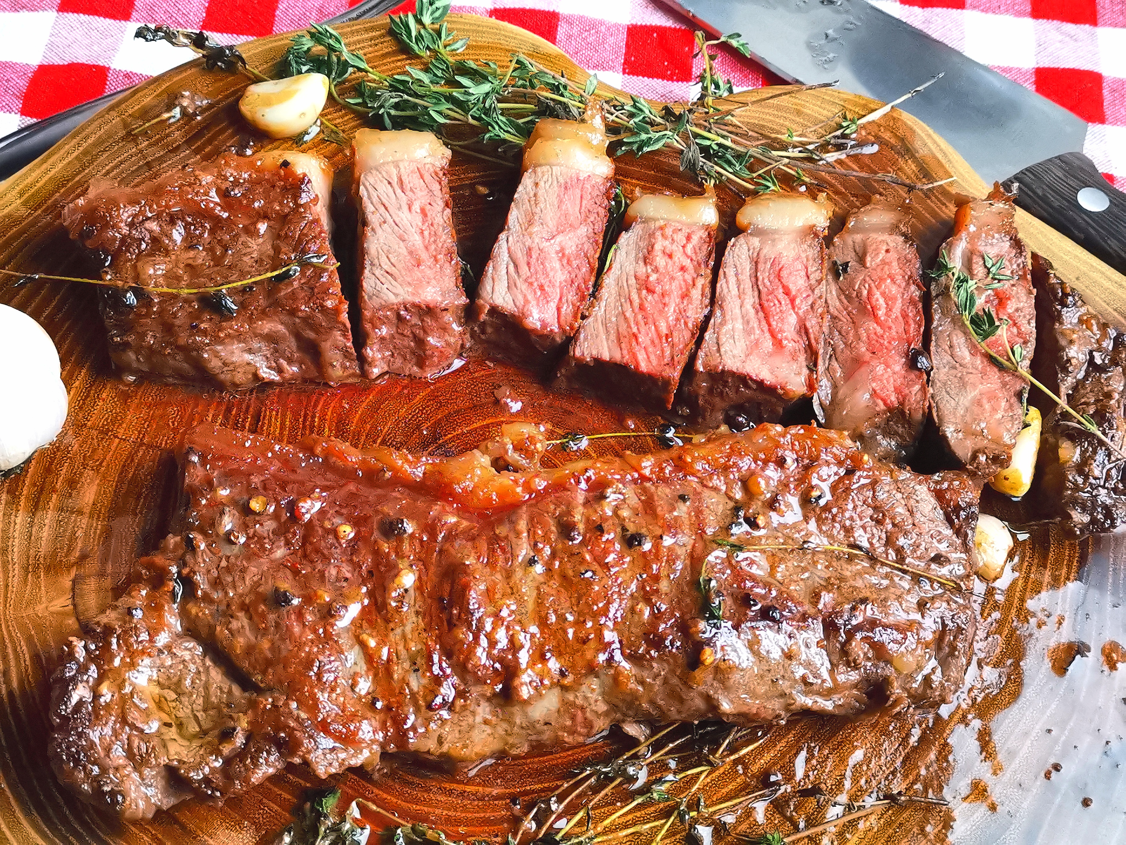 Стейк из мраморной говядины Striploin Steak