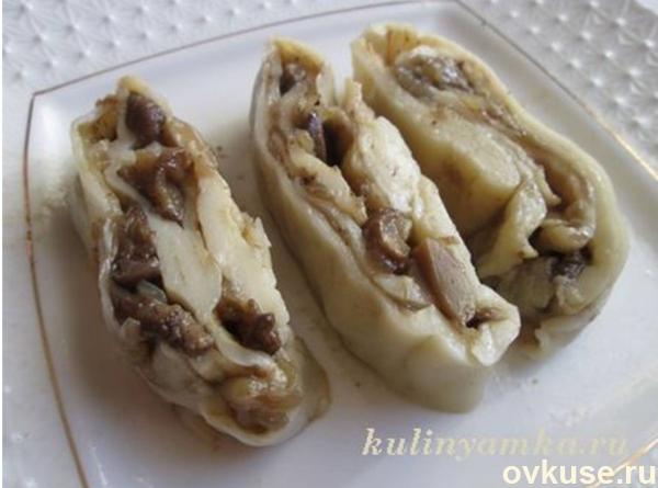 Сырный рулет с грибной начинкой