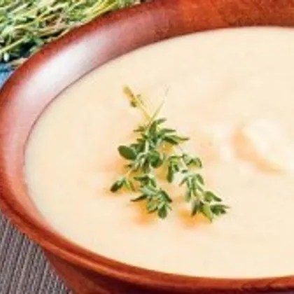 Постный суп-пюре с картофелем и луком-пореем
