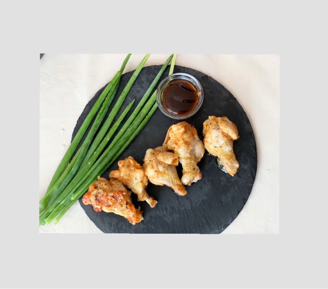 Куриные крылышки в чесночно-сливочном соусе – пошаговый рецепт с фото на sauna-chelyabinsk.ru