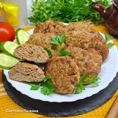 Котлеты из куриного фарша с манкой на сковороде