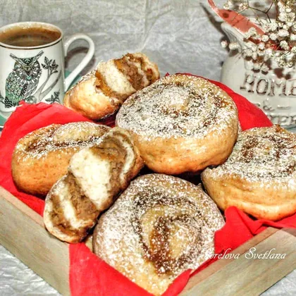 «Улитки» с курагой и грецкими орехами