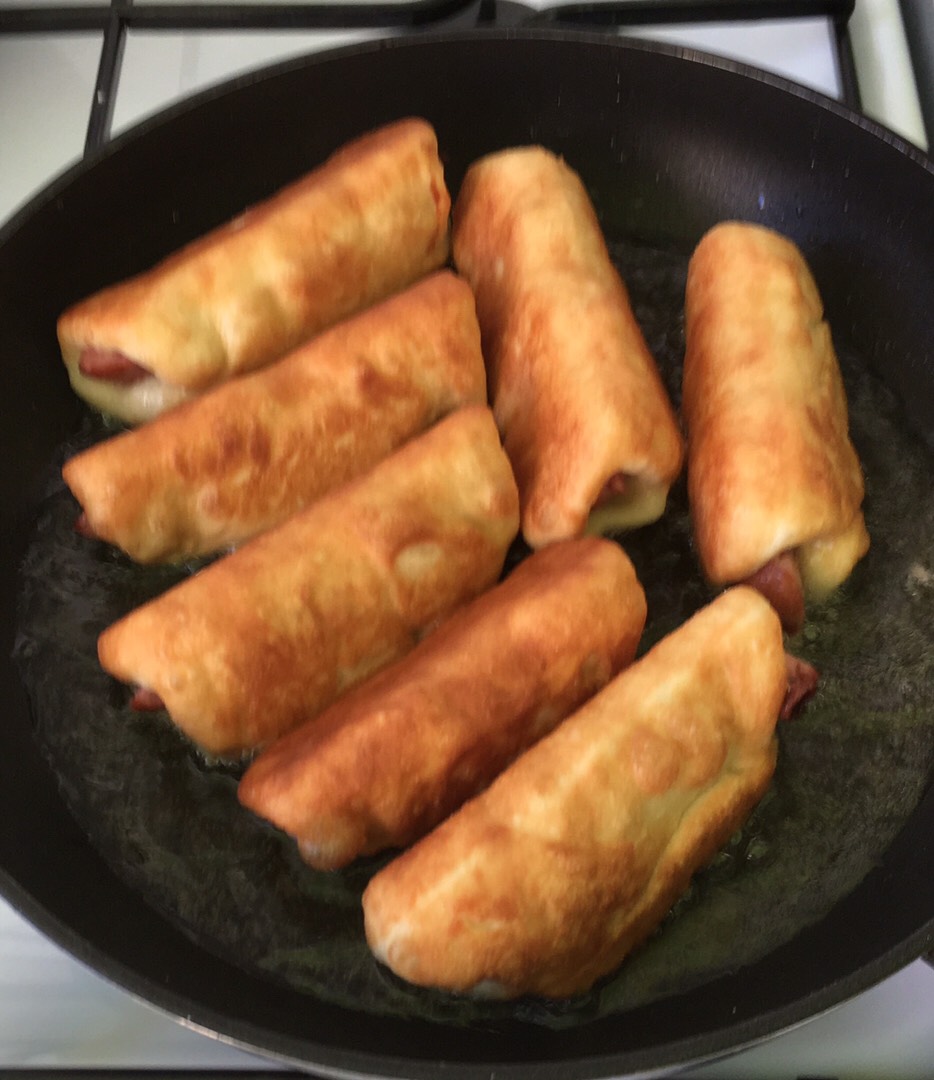 Шпикачки в тесте