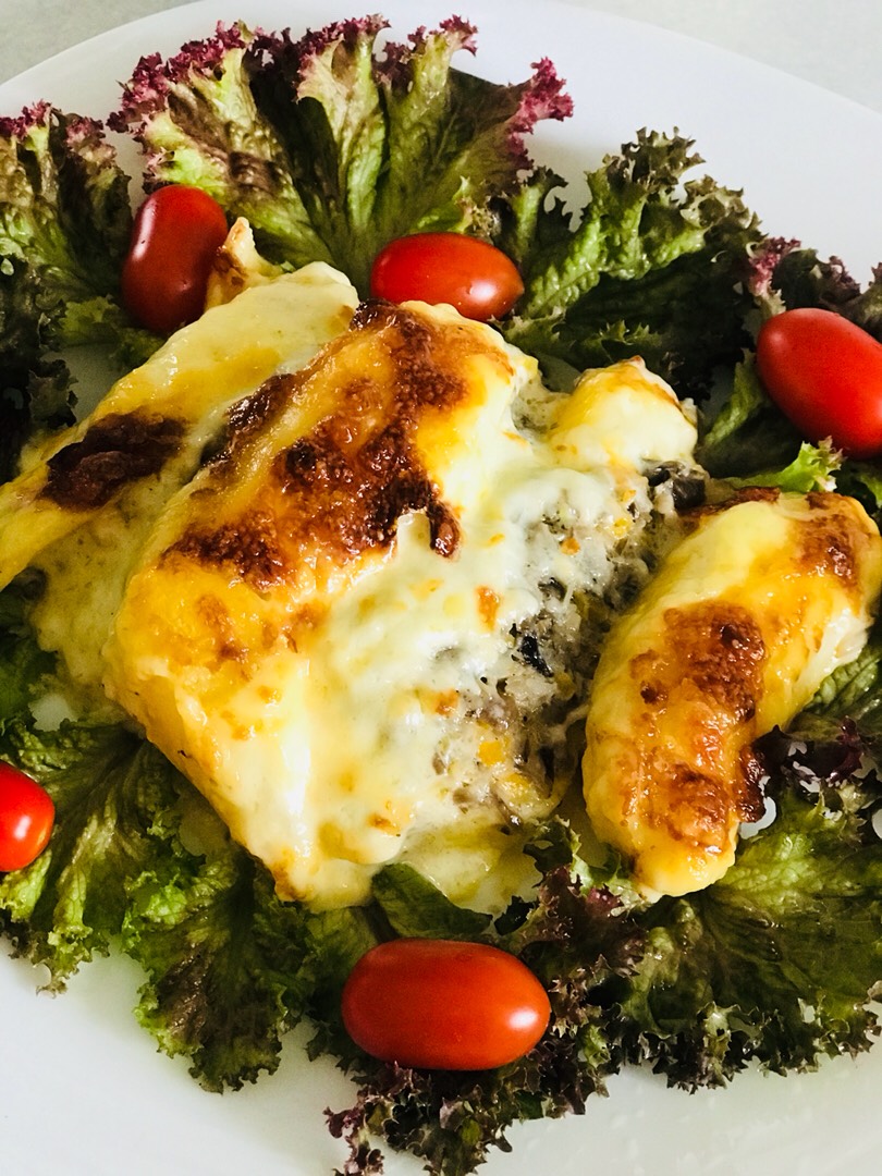 Запечённая картошечка с грибной икрой и моцареллой