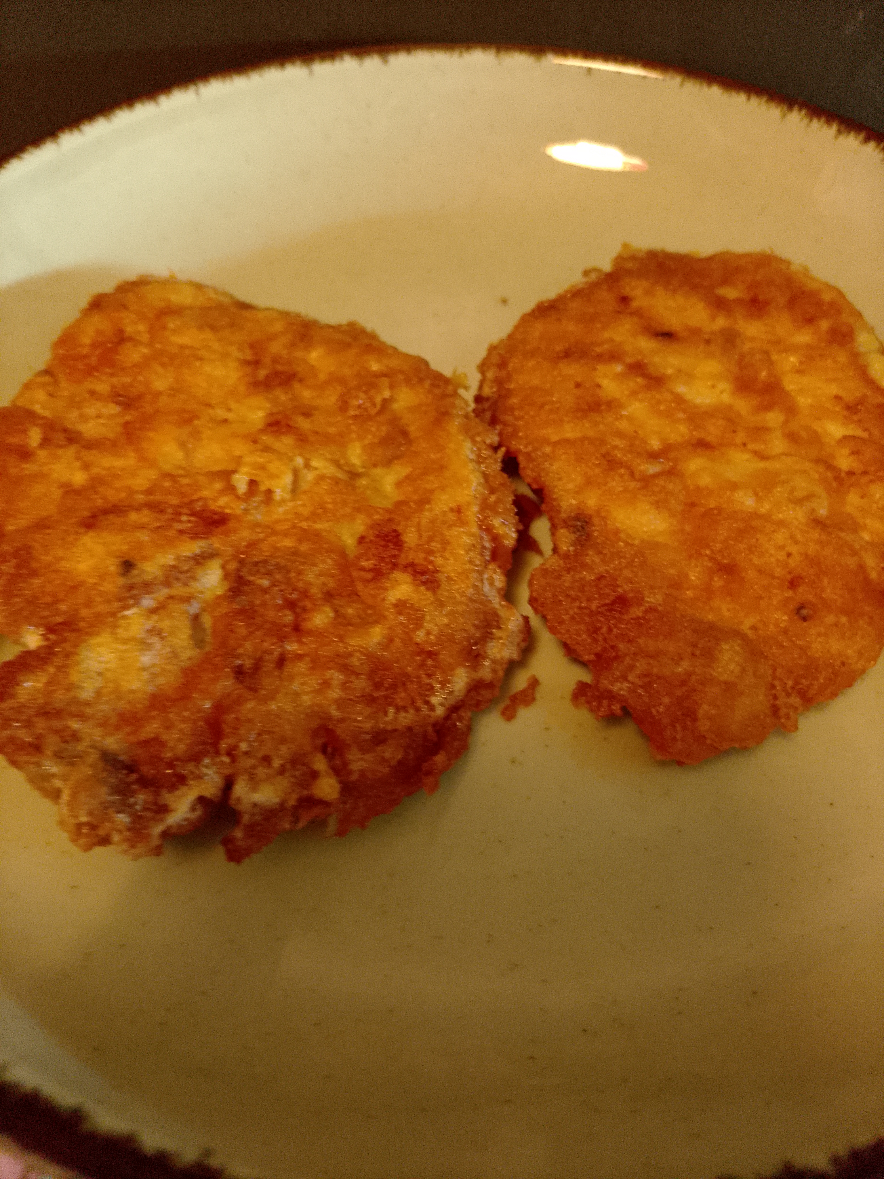 Отбивные из филе бедра курицы в кляре