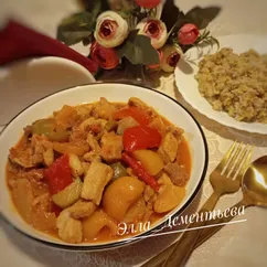 Свинина тушёная с лечо