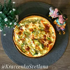 Лоранский пирог с рыбой и брокколи 