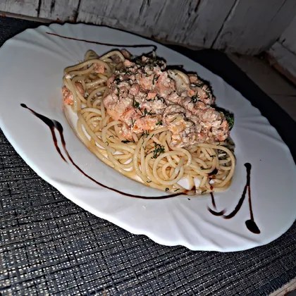 Спагетти с сёмгой в сливочном соусе