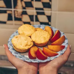 Творожные маффины пп с персиками в мультиварке