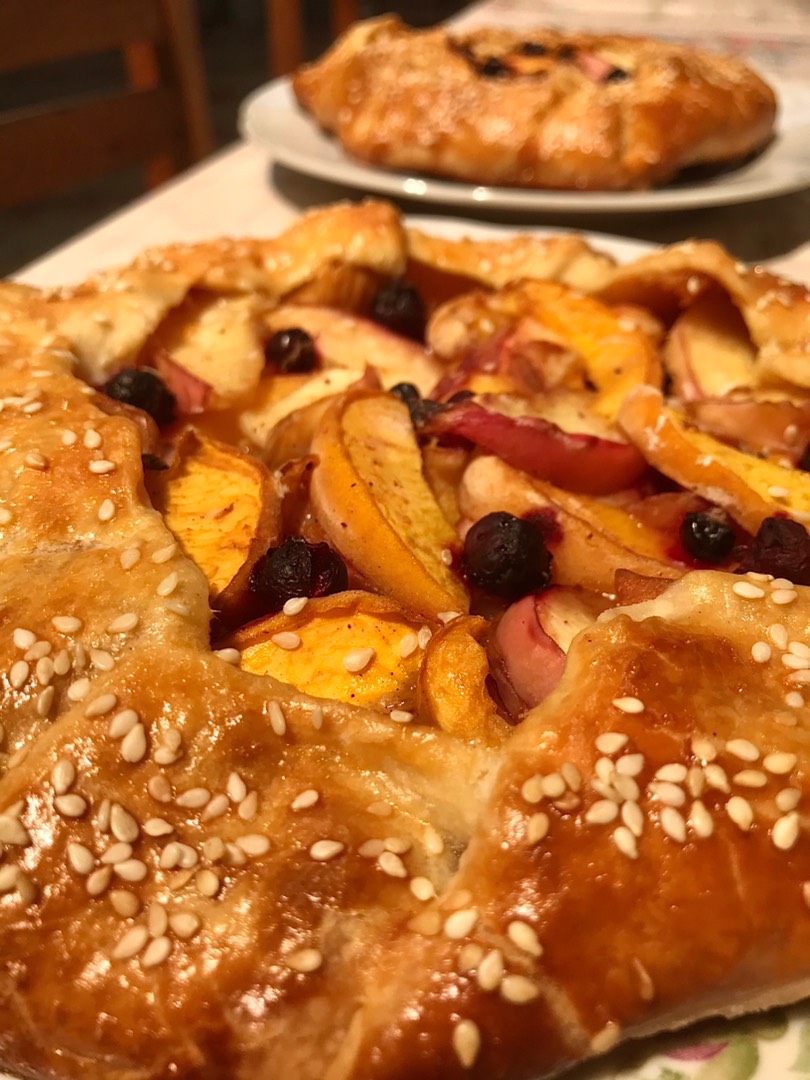 Галета с абрикосами и персиками
