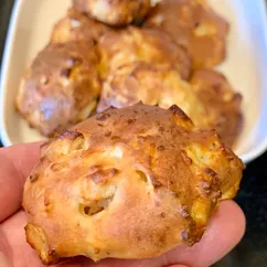 Творожные булочки с яблоком