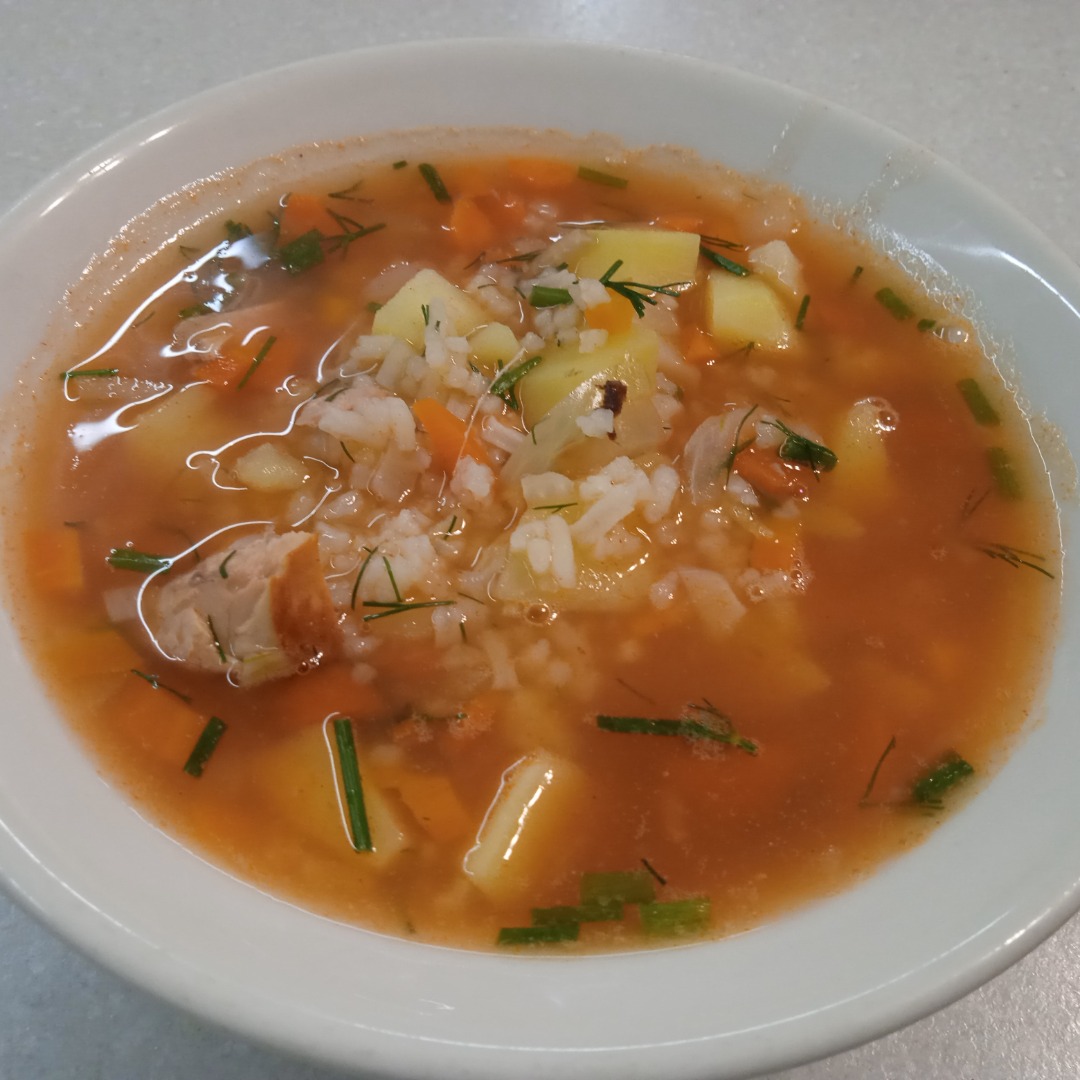 Супы с рыбными консервами и рисом