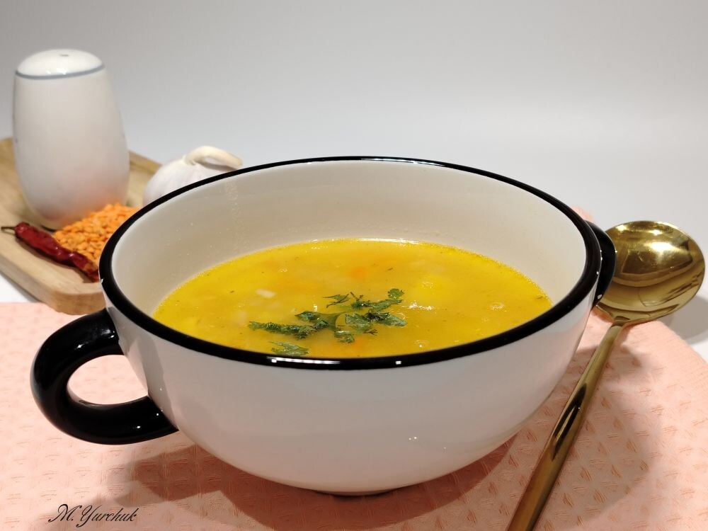 Картофельный суп с чечевицей