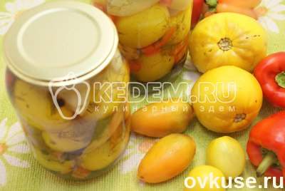 Маринованные помидоры с яблоками